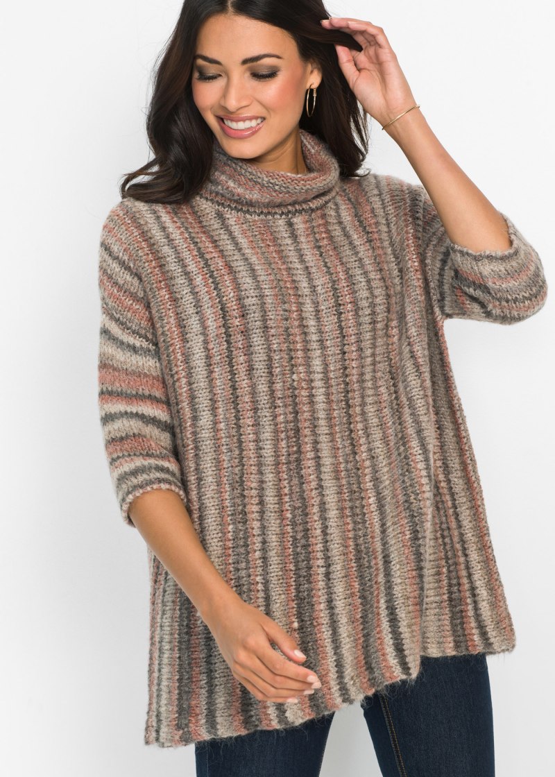 Полосатый свитер женский
