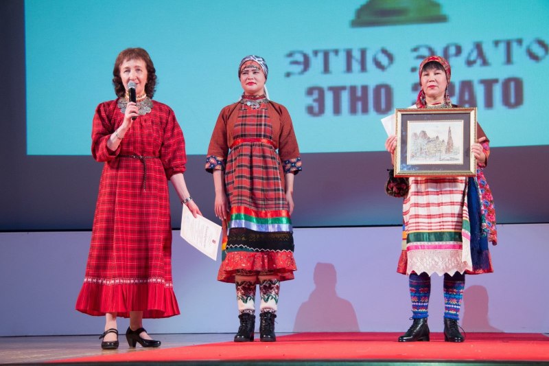 Конкурс лучший национальный костюм