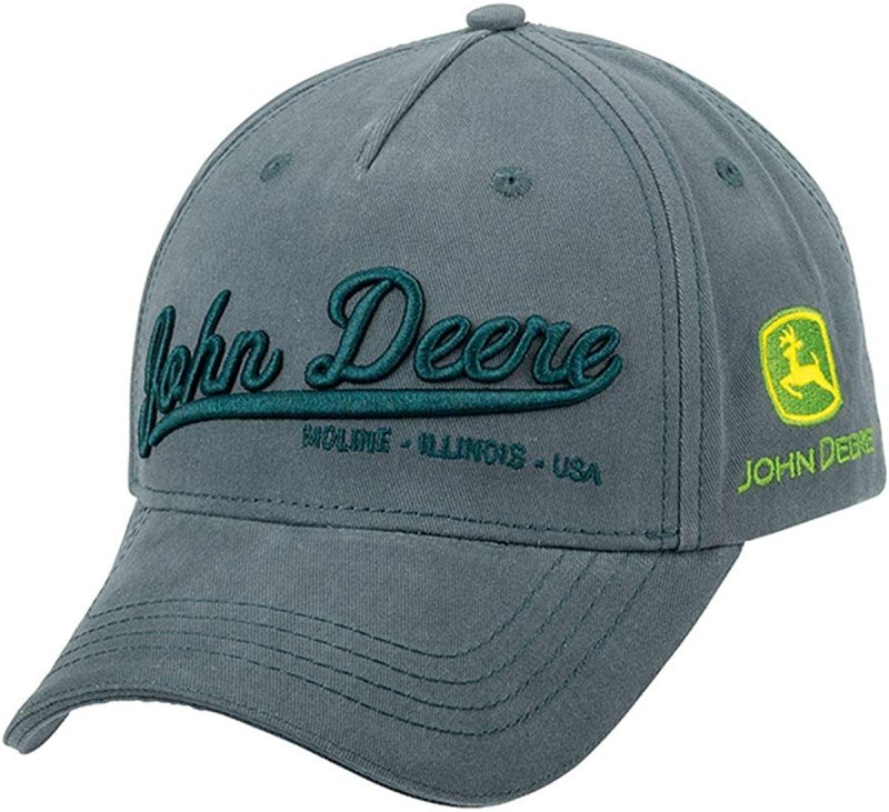 Шапка от John Deere