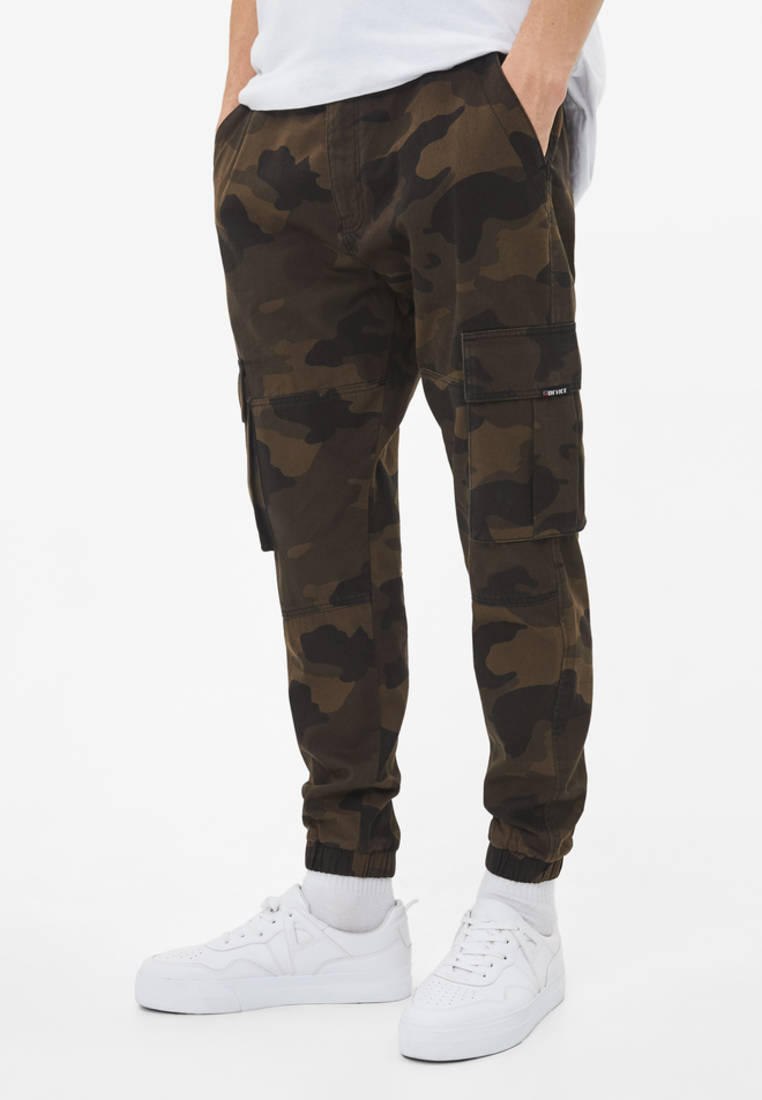 Укороченные брюки мужские Bershka