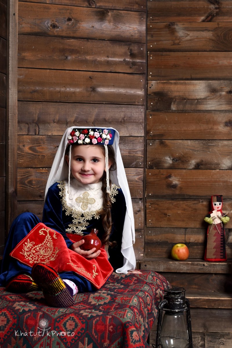 В национальной одежде фотосессия