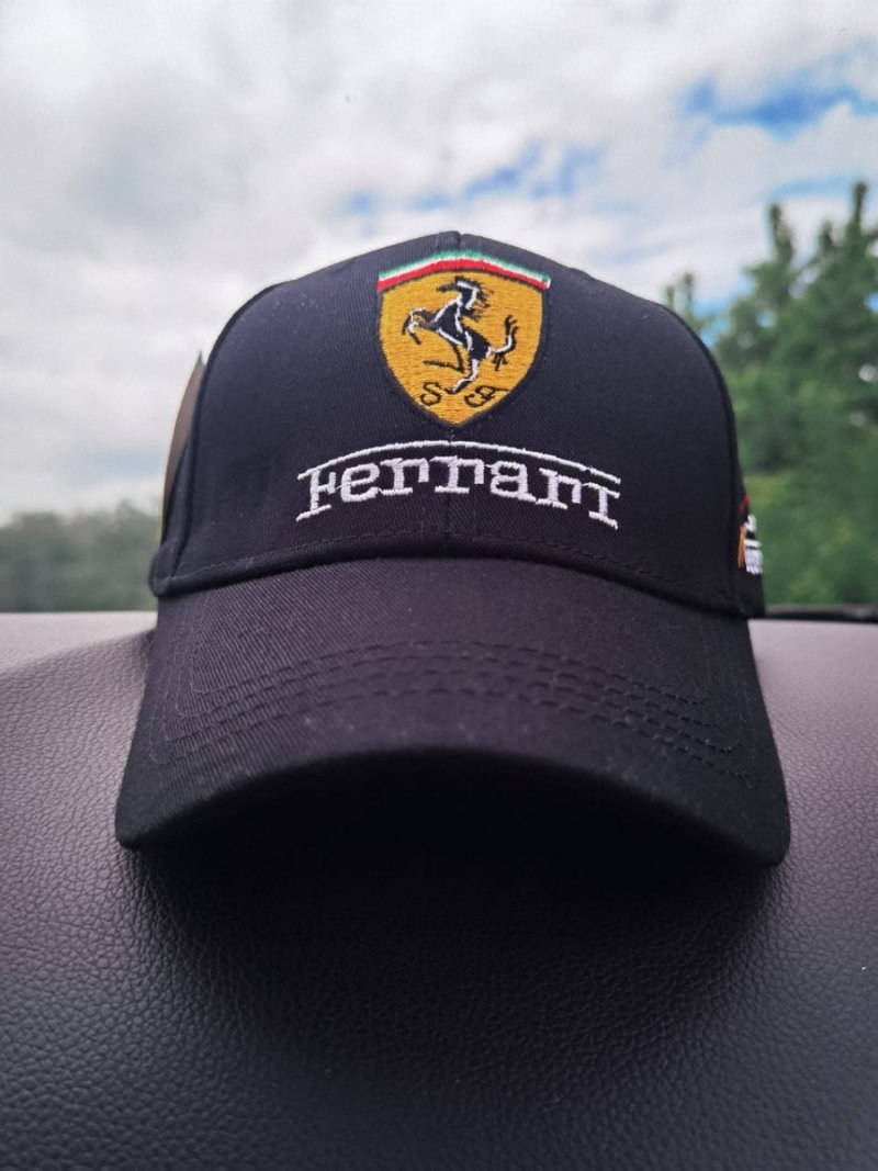 Бейсболка Scuderia Ferrari