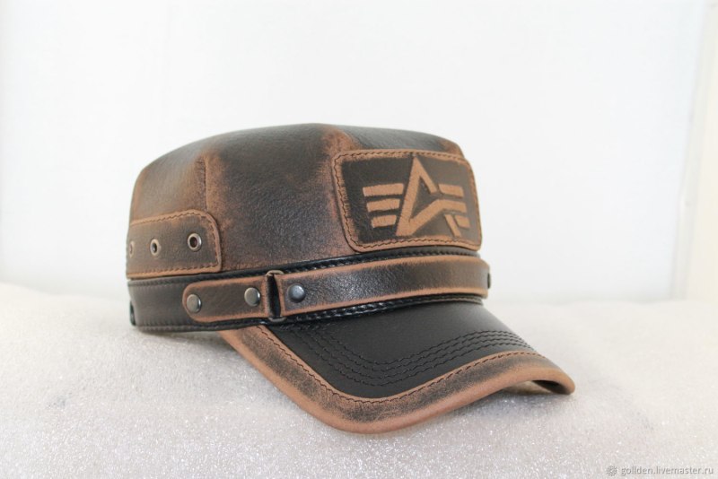Кепка конфедератов из натуральной кожи