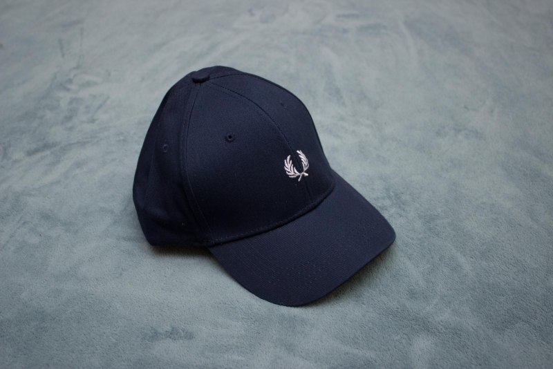 Fred Perry кепка белая