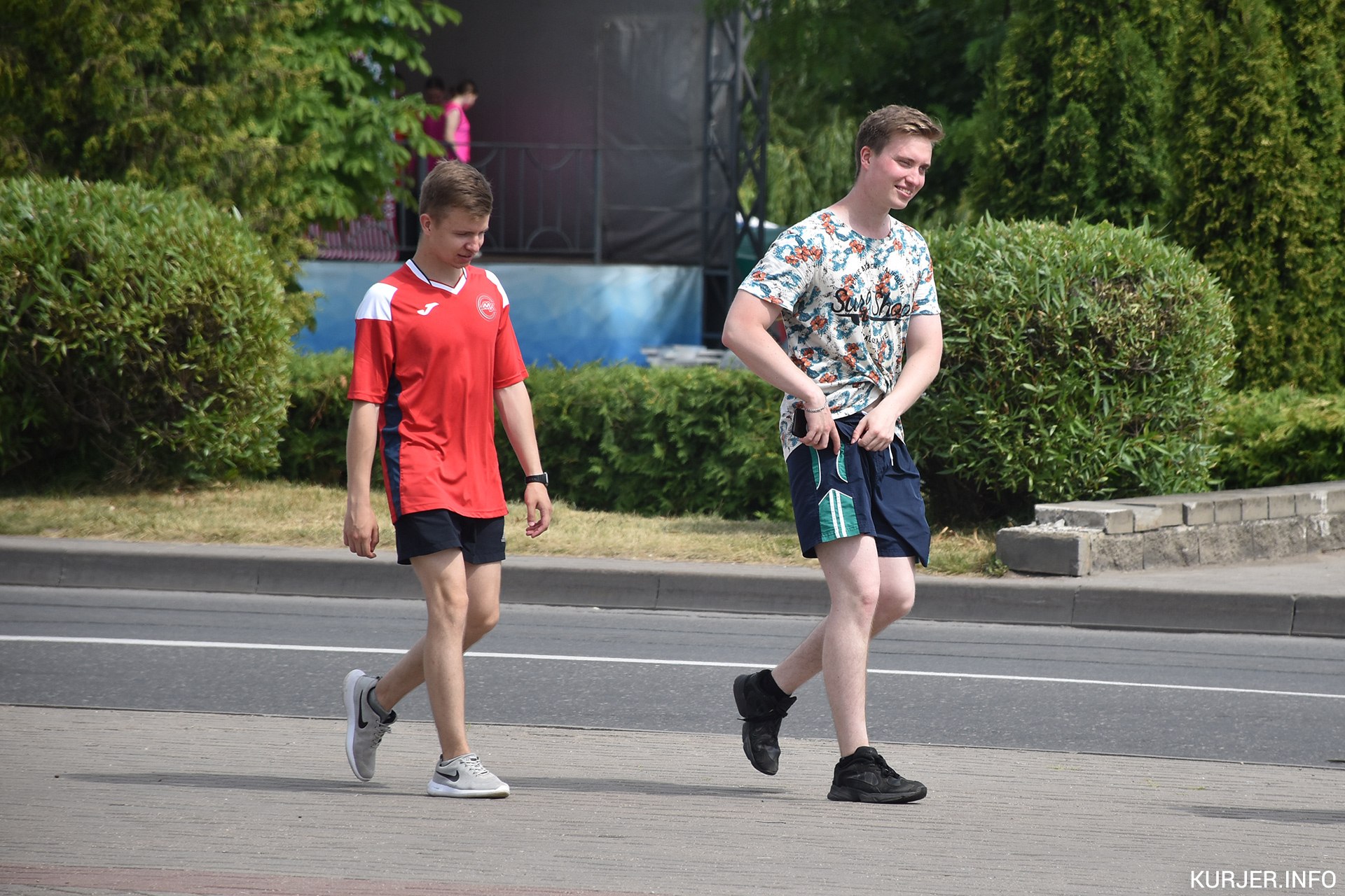 Молодёжное (санкт-петербург). Иркпо преподаватели. Кс с молодежью. Молодежь 2021 год. Современная мода молодежи.