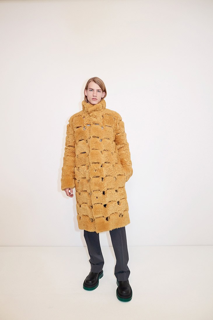 Зеленая куртка Bottega Veneta