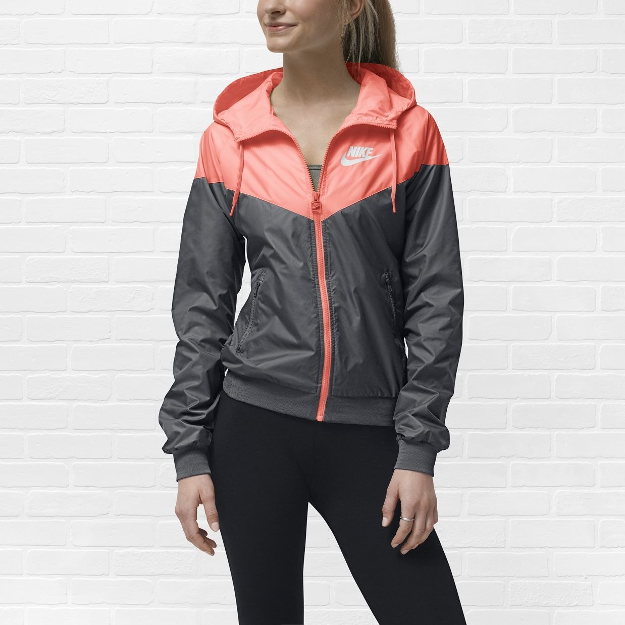 Nike Athletic ветровка. Ветровка Nike Windrunner бомбер черный. Красная ветровка женская Nike Athletic. Серая мастерка адидас женская.