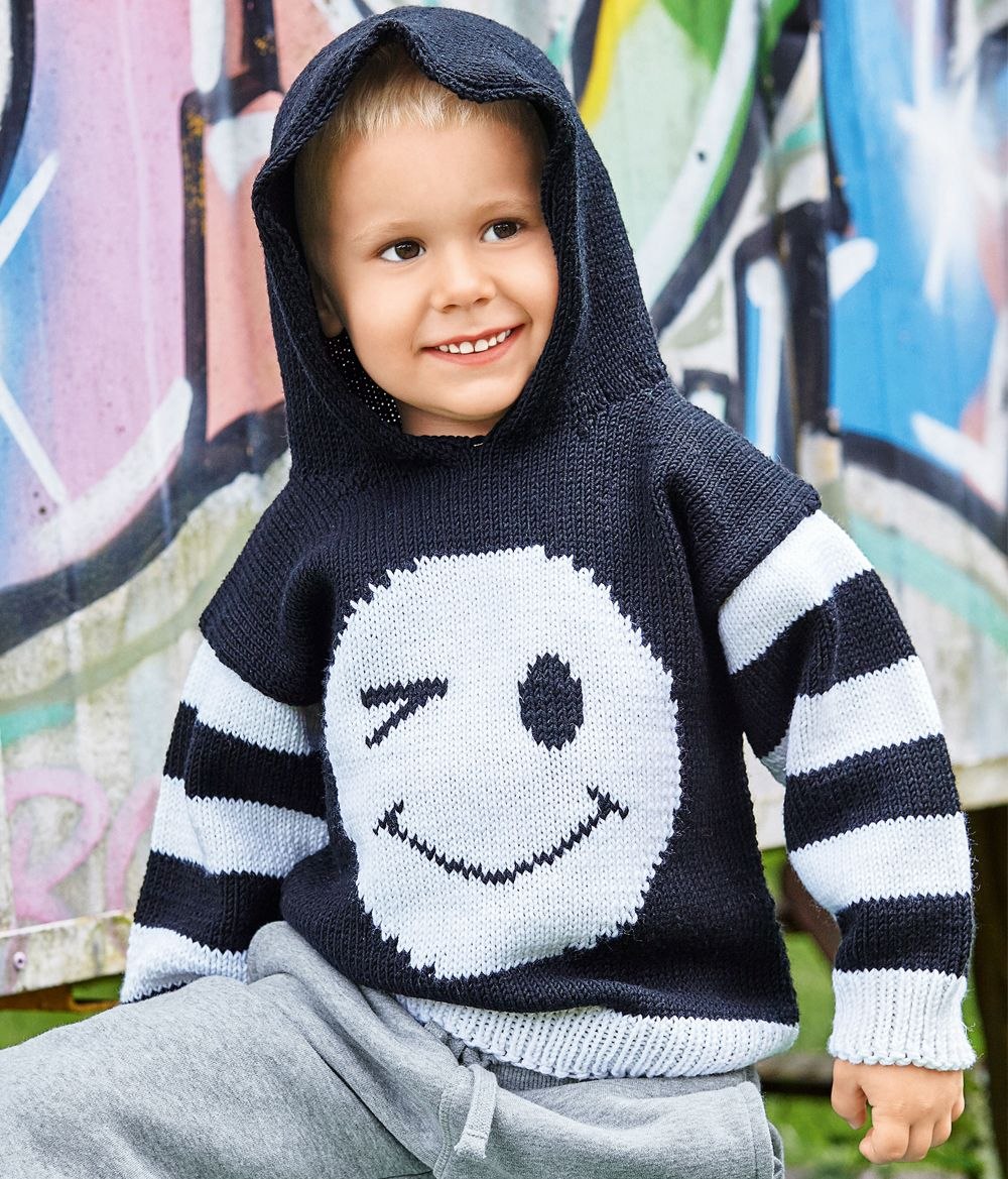 Кофта мальчик 3 года. Детские вязаные свитера. Свитер для мальчика. Детский свитер с капюшоном. Модные кофты для мальчиков.