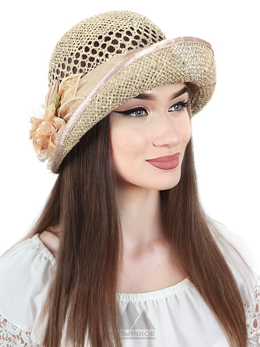 Летние головные уборы купить. Шляпа соломенная женская. Летние головные уборы для женщин. Шляпа женская летняя. Летние шляпки для женщин.