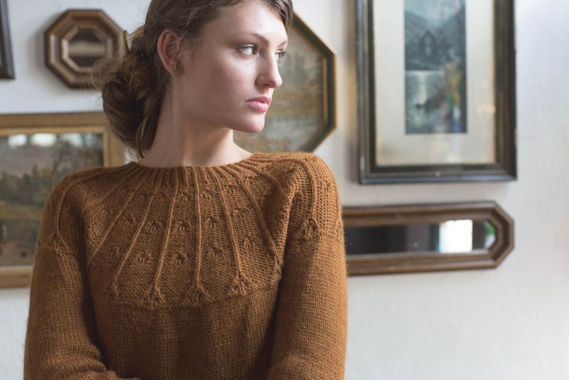 Пуловер Yoke pattern by Yoko hatta с круглой кокеткой