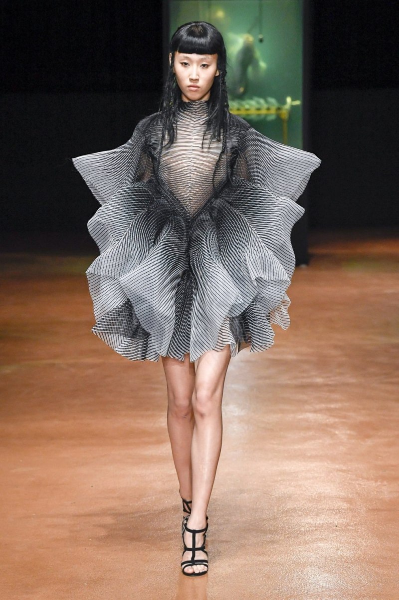 Fendi это мерч