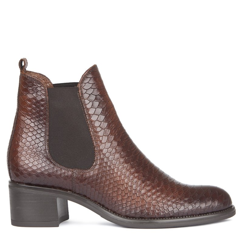 TJ collection Leather Serrated sole Derby