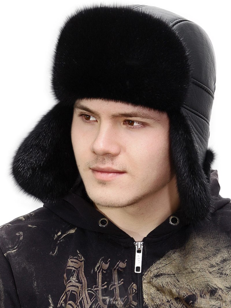 Мужской головной убор с козырьком