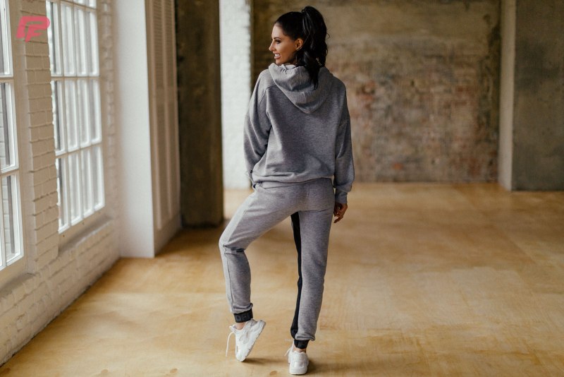 Костюм теплый с начесом adidas женский 2020