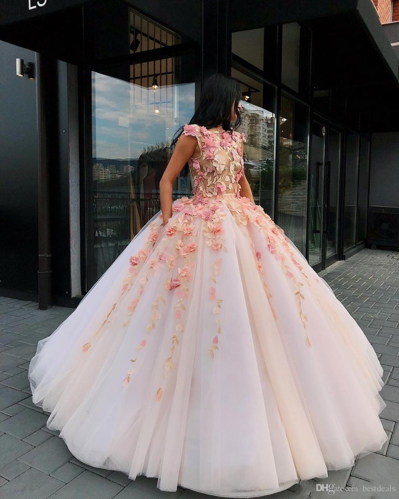 Бальные платья Quinceanera Style 2021