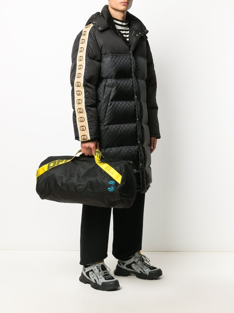 Gucci пуховик с узором gg Supreme