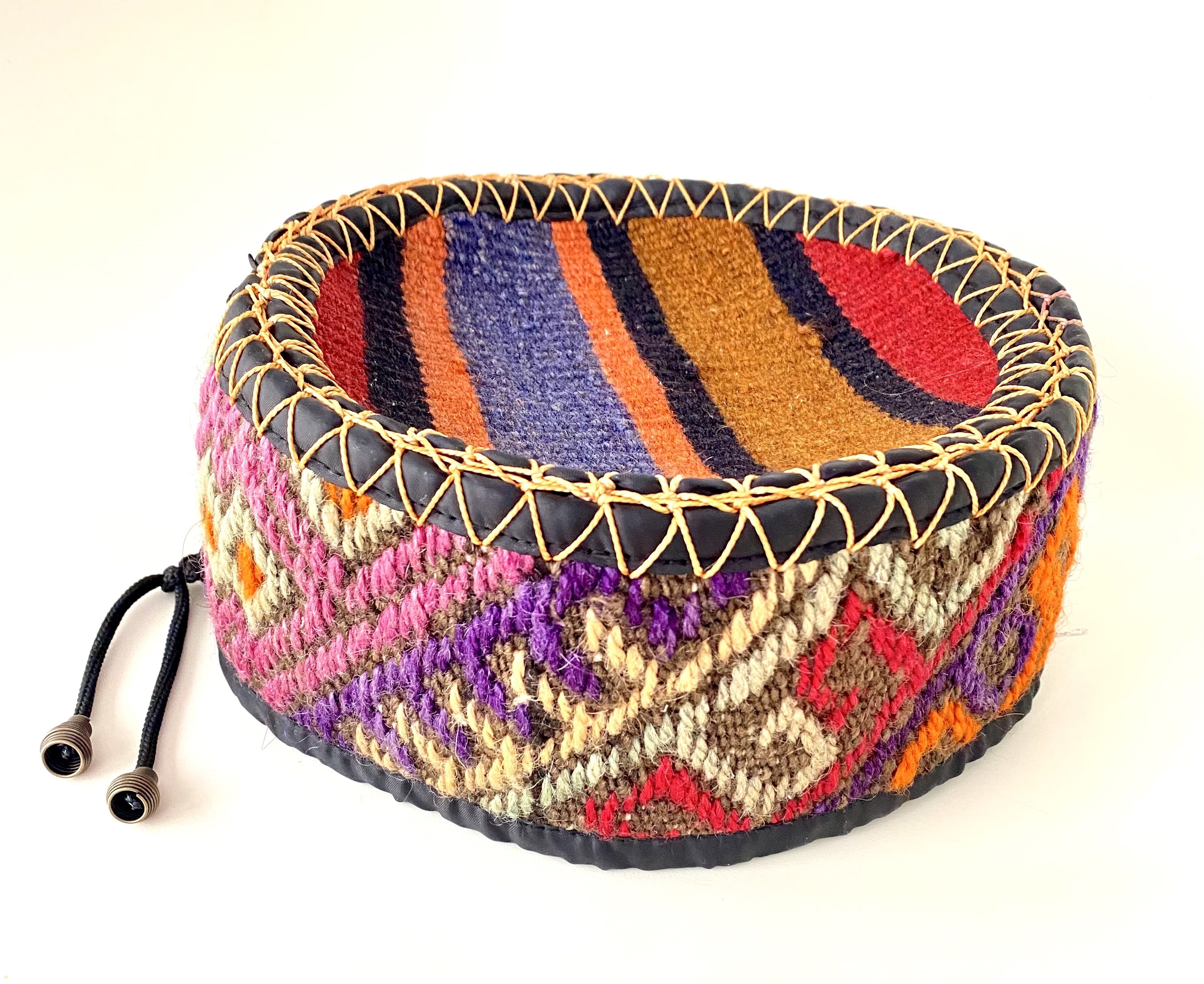 скуфья хевсурская. армянский головной убор мужской. армянский головной убор мужской. тайский головной убор мужской. грузинская тюбетейка.