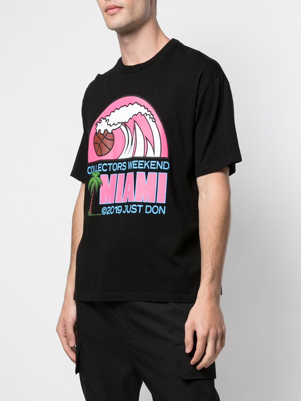 Дон майк. Bape Miami футболка. Футболка бейп Майами. С Дону выдачи нет футболка.