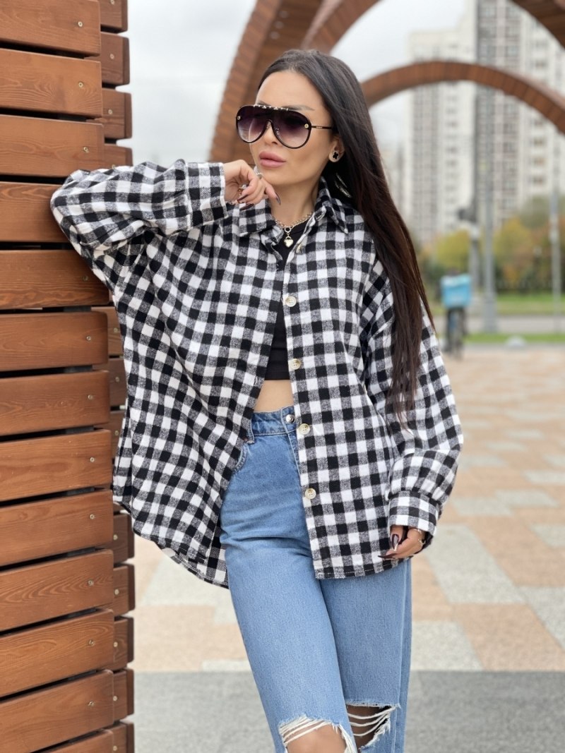 Рубашка в клетку женская оверсайз