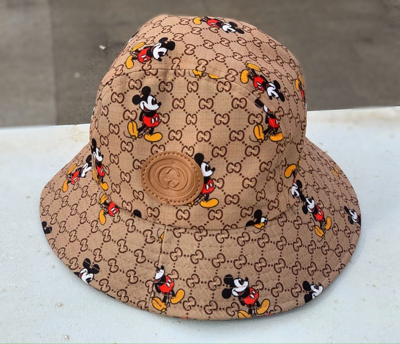Gucci Raffia Bucket hat