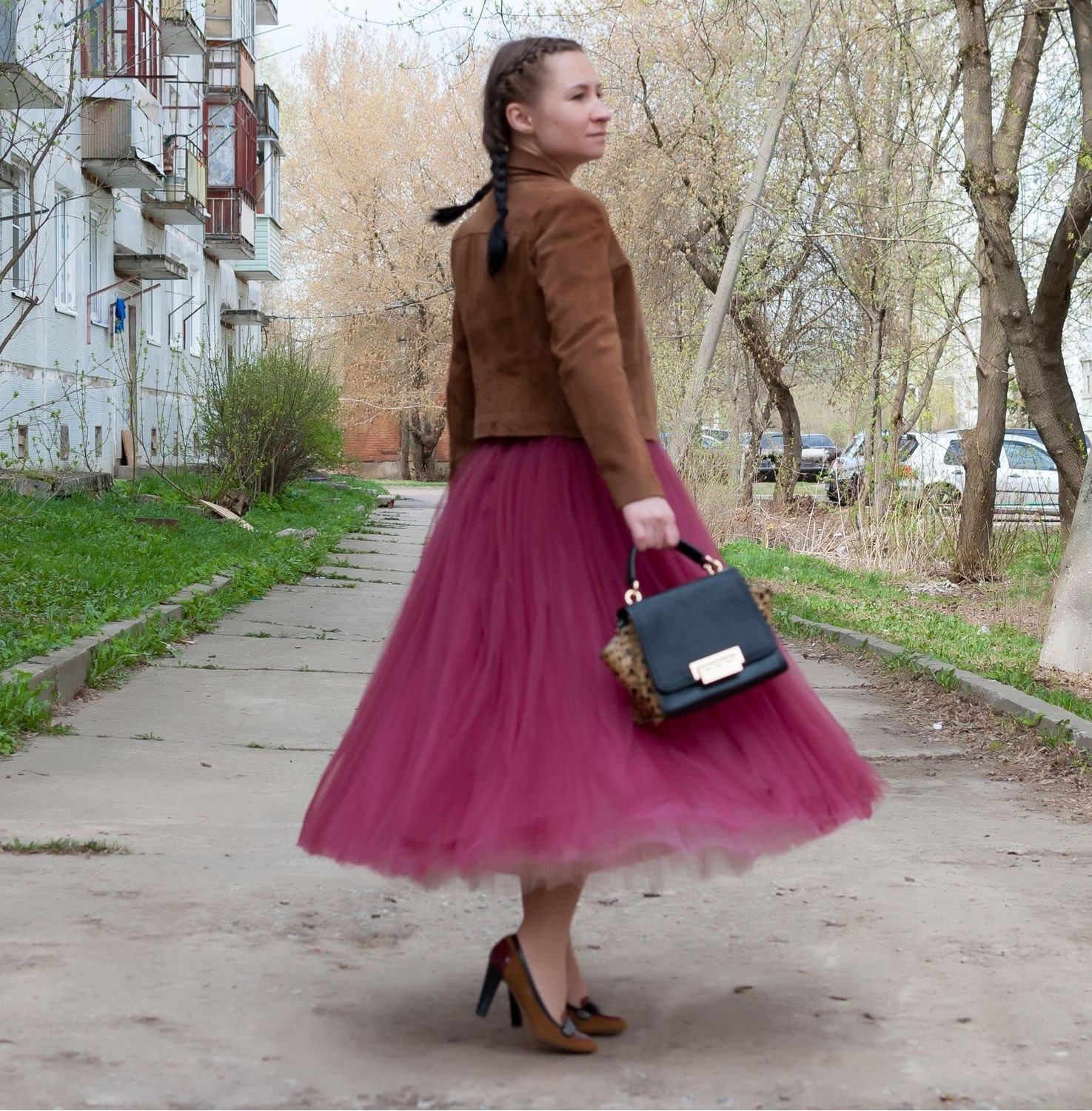 Фотосессия в юбке пачке. Образ с юбкой из фатина. Юбка из фатина осень. Юбка из фатина осень. Костюм для девочки "осень".