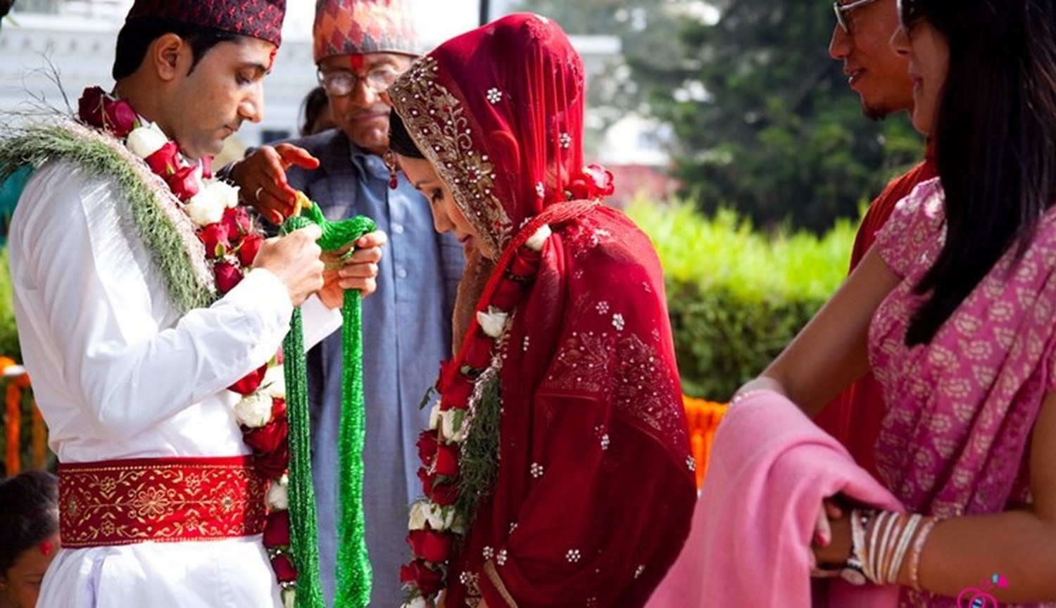Мужчины и женщины разных странах. Свадьбы разных народов. Свадебная церемония в Индии.