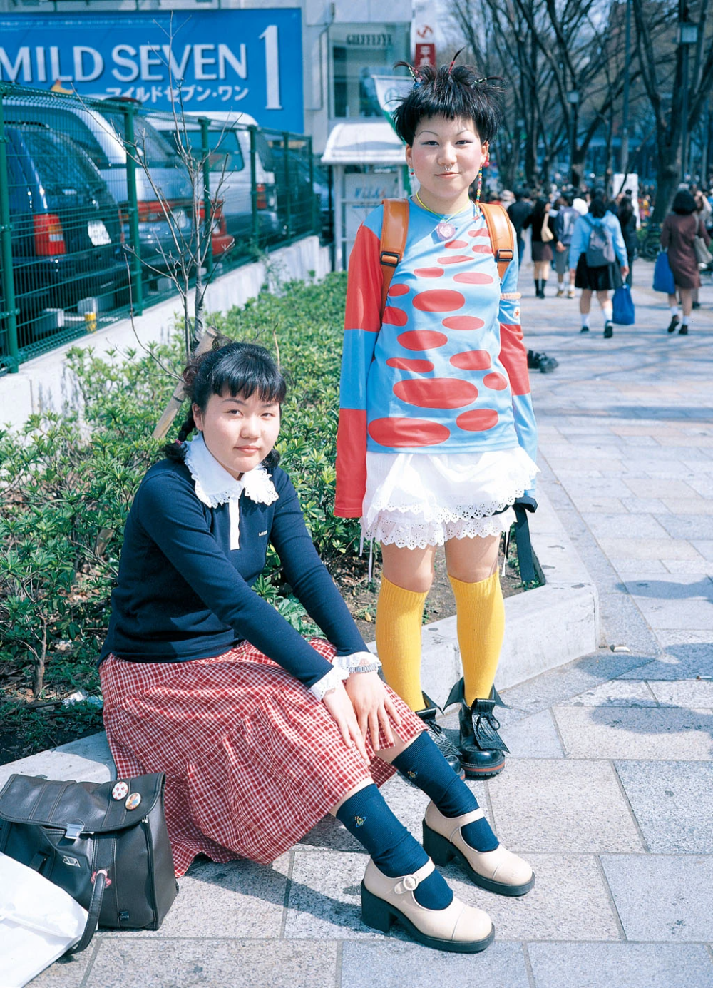 Направление в японской моде 1990. Япония Харадзюку 90е. Японская одежда 80х. Японская мода 80-х. Японская мода 90.