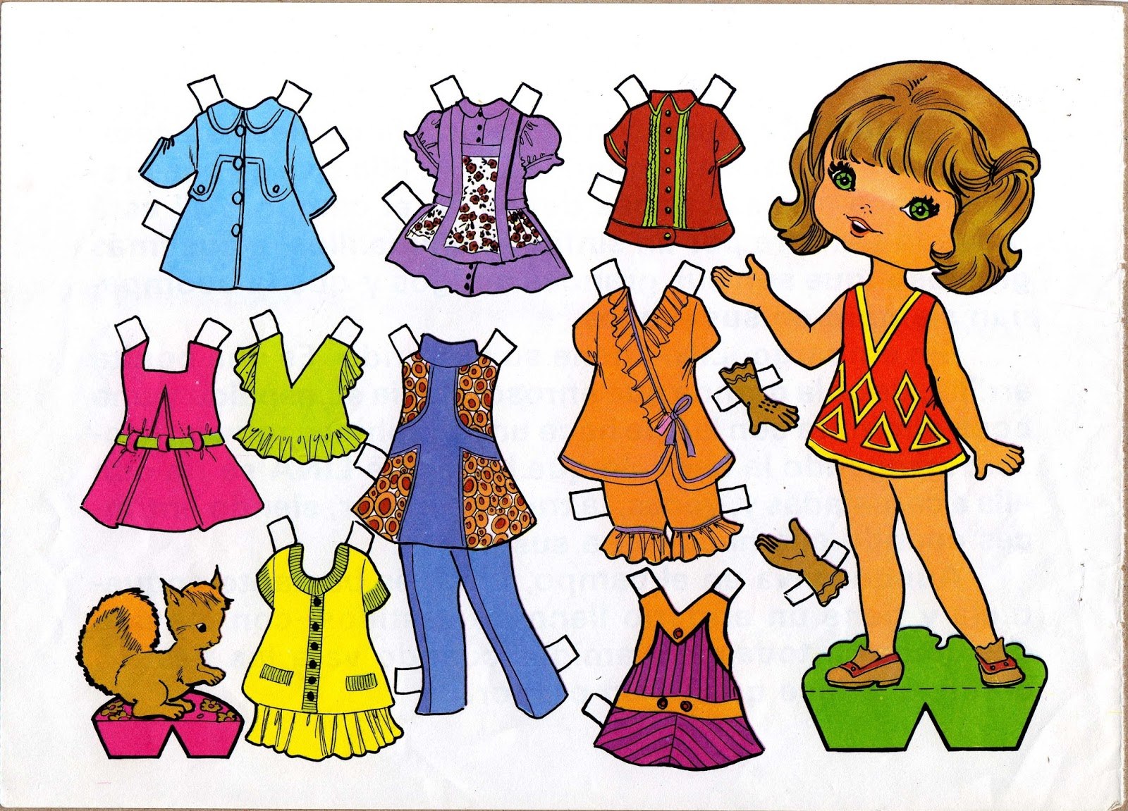 Кукла с одеждой распечатать цветные. Бумажные куклы с одеждой. Кукла с одеждой для вырезания. Кукли со деждой. Бумажные куклы с одеждой для вырезания.