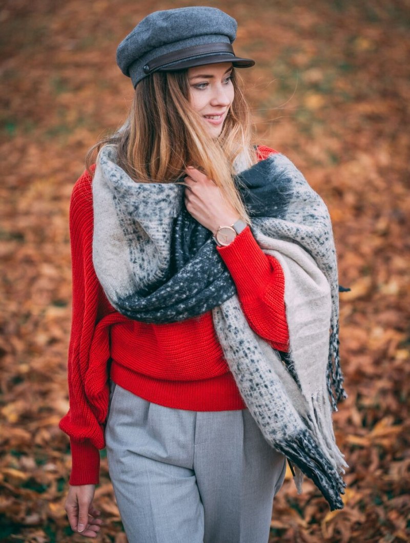 Кепки женские зимние модные