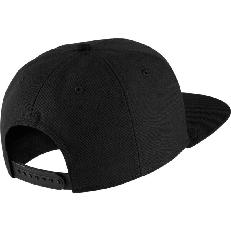 Nike Swoosh Pro
