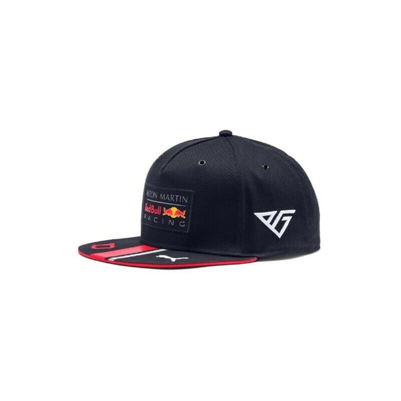 Бейсболка ред Булл f1