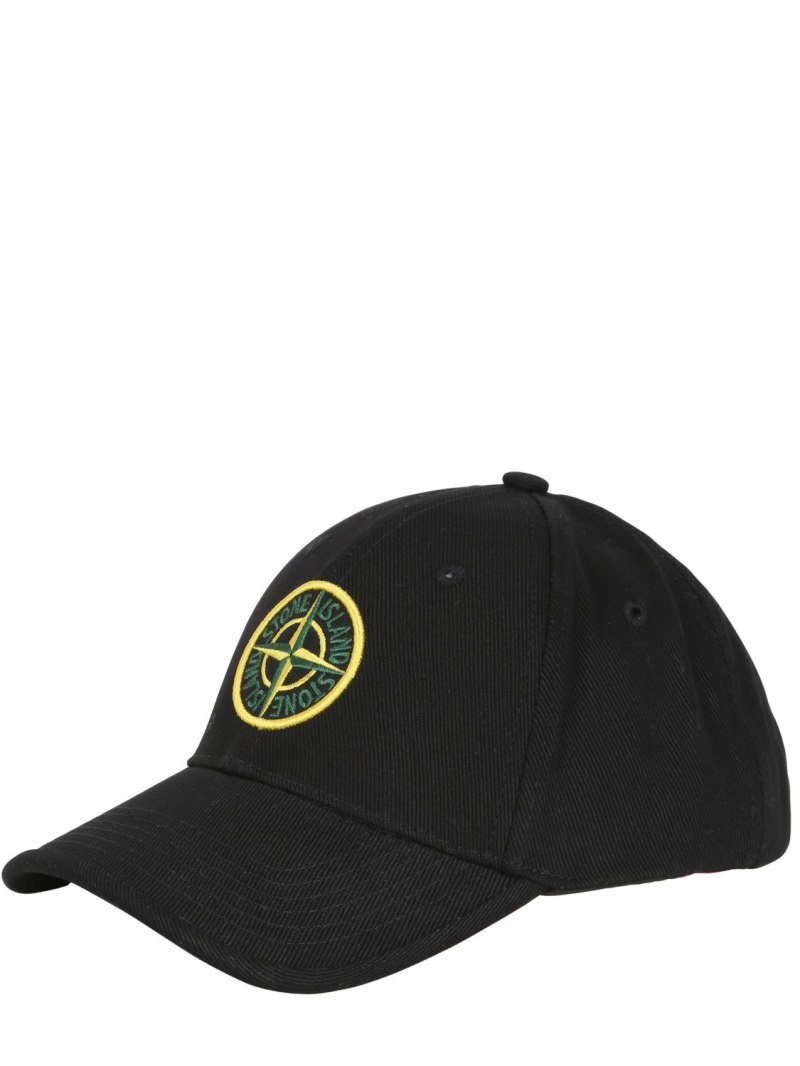 Бейсболка Stone Island черная