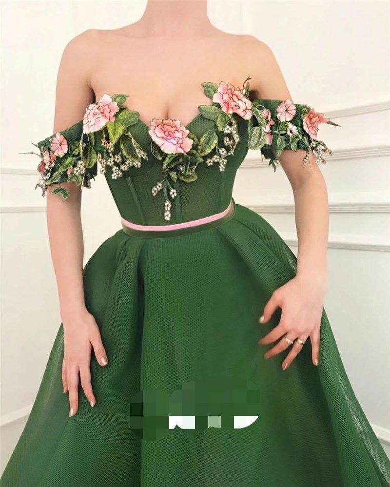 Турецкий дизайнер Teuta Matoshi