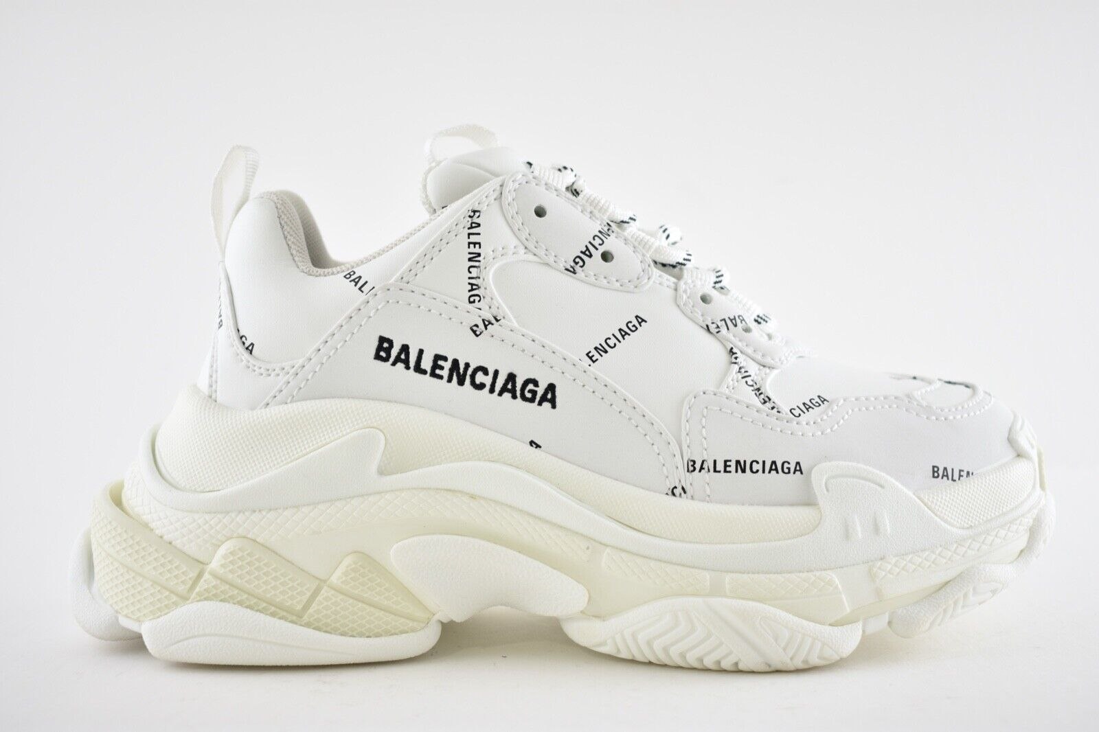 Balenciaga Triple s x Supreme