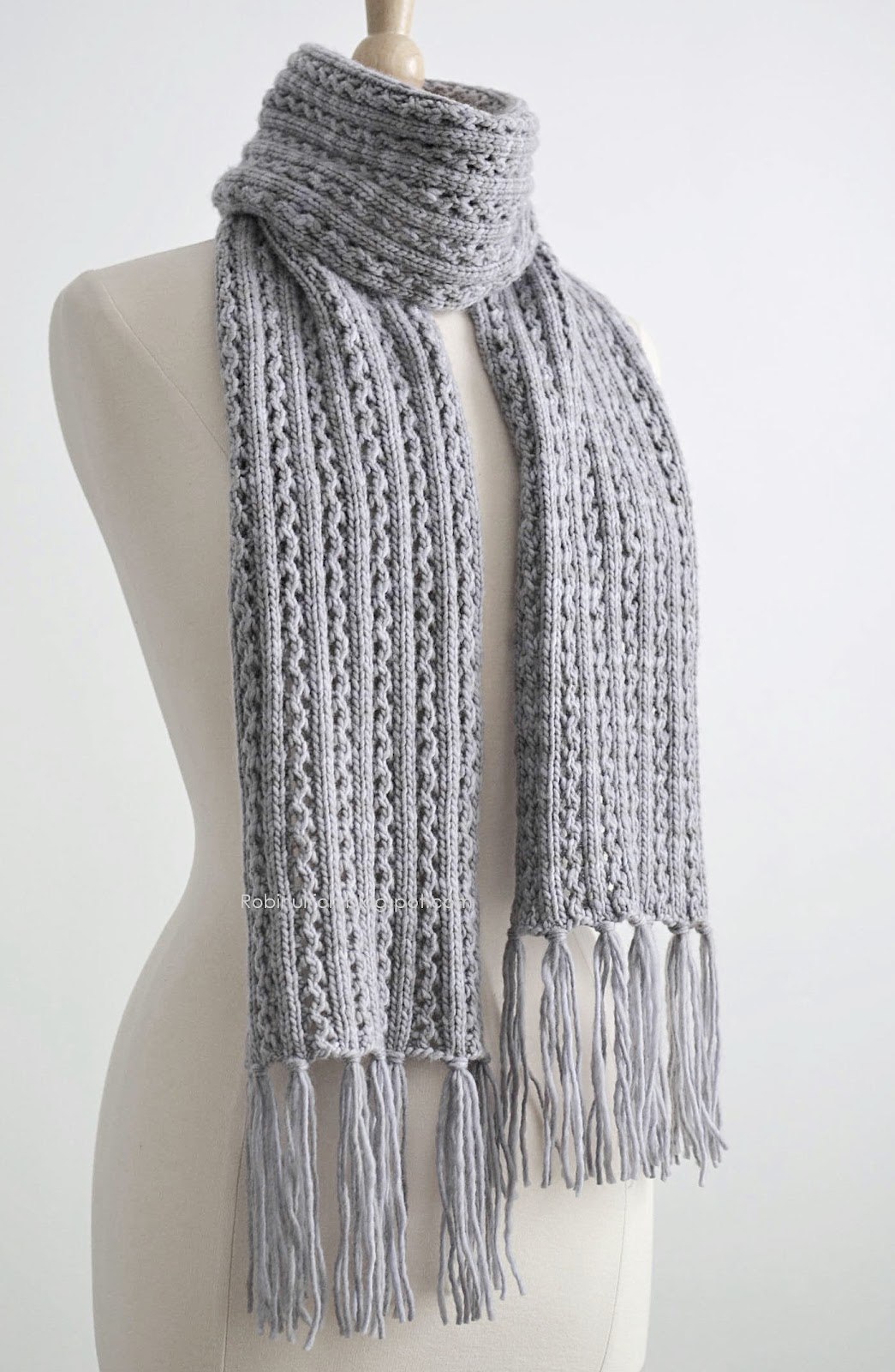 Вязаные шарфы. Вязаные шарфы. Широкий шарф спицами. Шарф вязаный из хлопка. Вязаные шарфы.