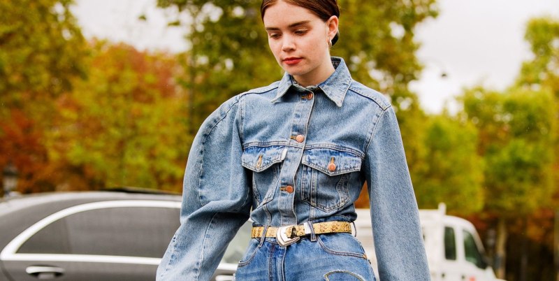 Zara джинсовая куртка хаки