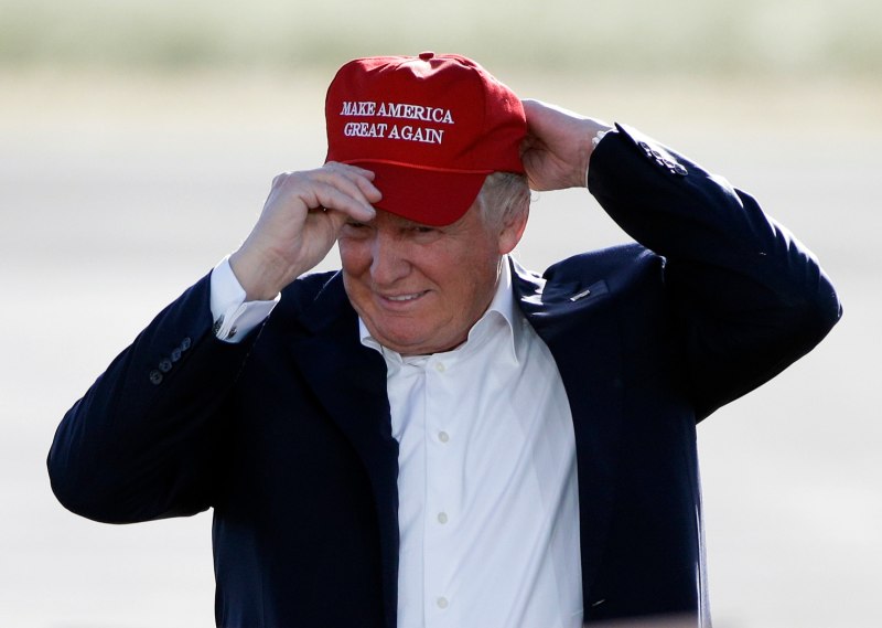 Дональд Трамп make America great again