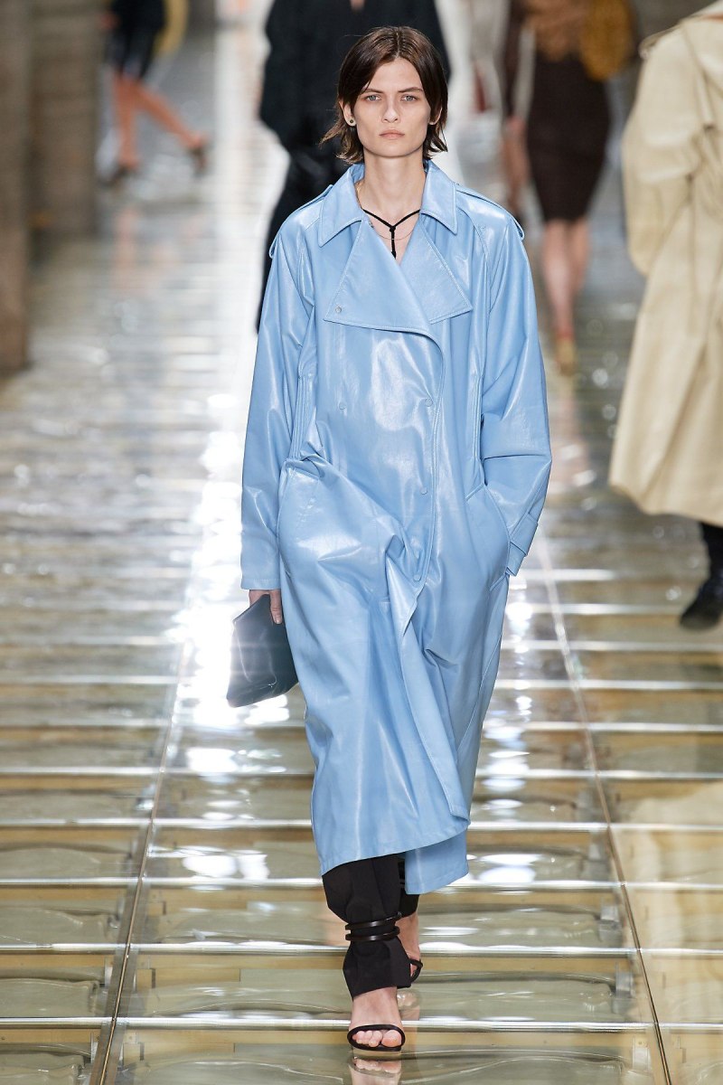 Bottega Veneta лето 2022