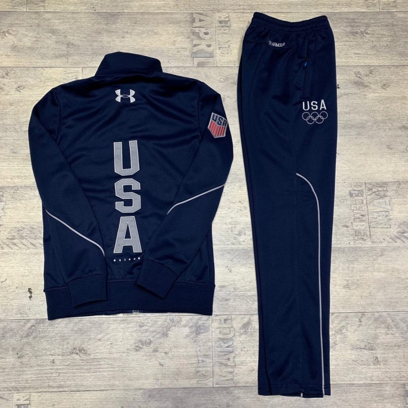 Спортивный костюм under Armour USA