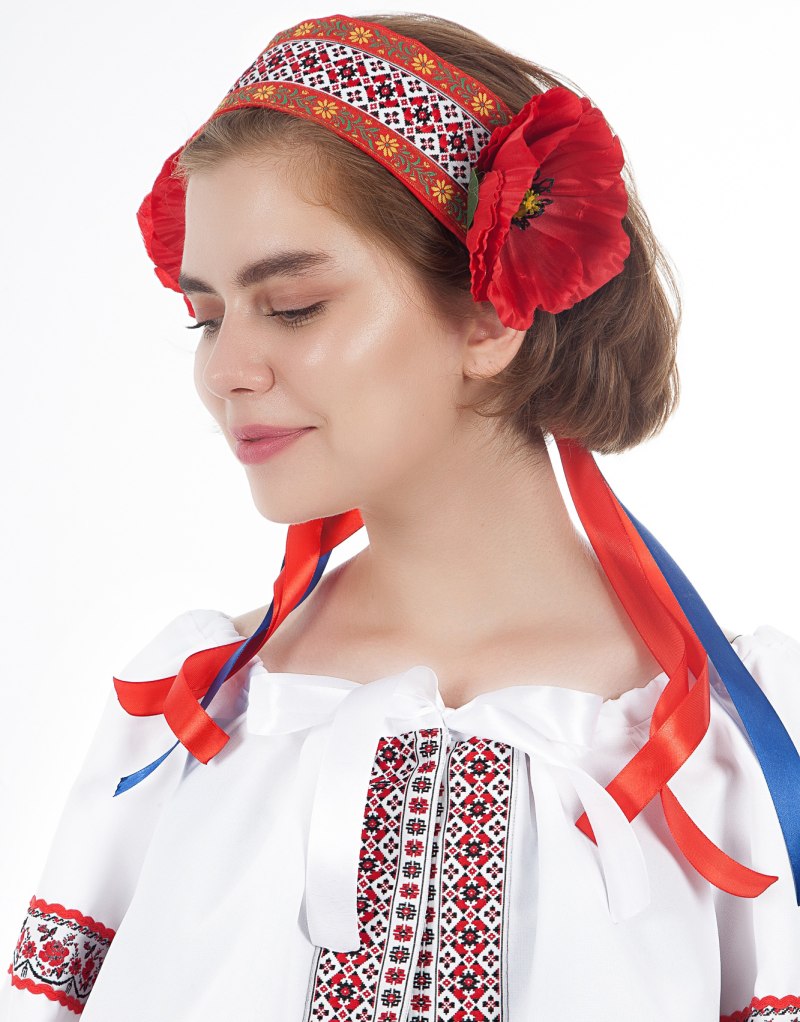 Украинский национальный костюм женский