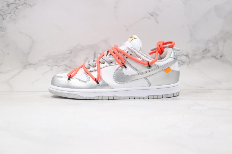 Nike Dunk Low off White