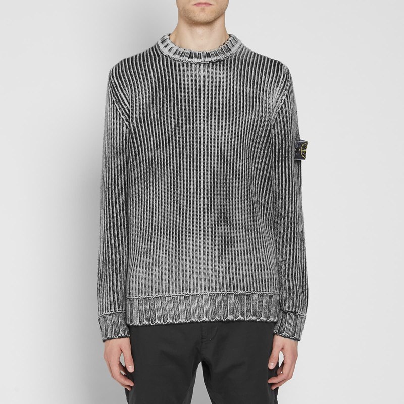 Stone Island hand corrosion