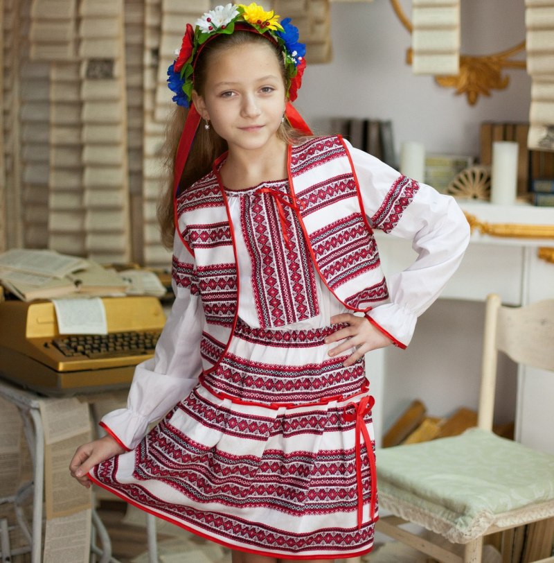 Белорусский народный костюм для девочки