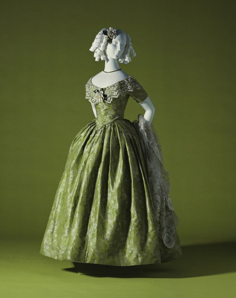 Кринолин 1840