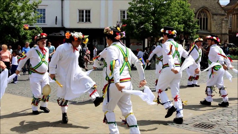 Танец Моррис в Англии