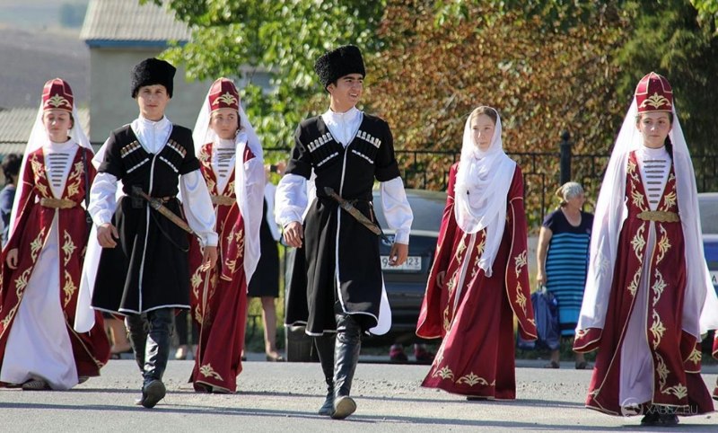 Национальный костюм Черкесов и карачаевцев