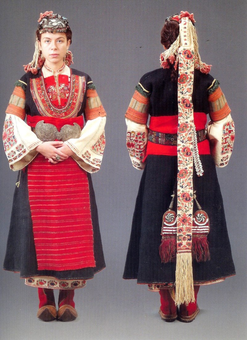 Болгарский народный костюм