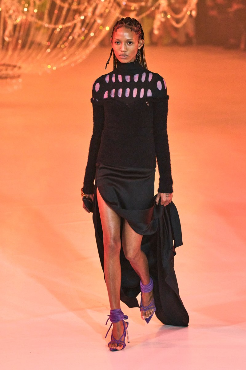 Naomi Campbell 2022 Runway