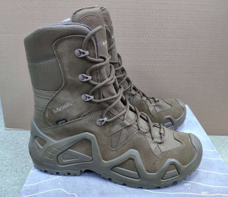 Lowa Zephyr GTX