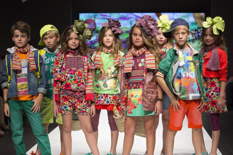 Дольче Габбана Kids 2022